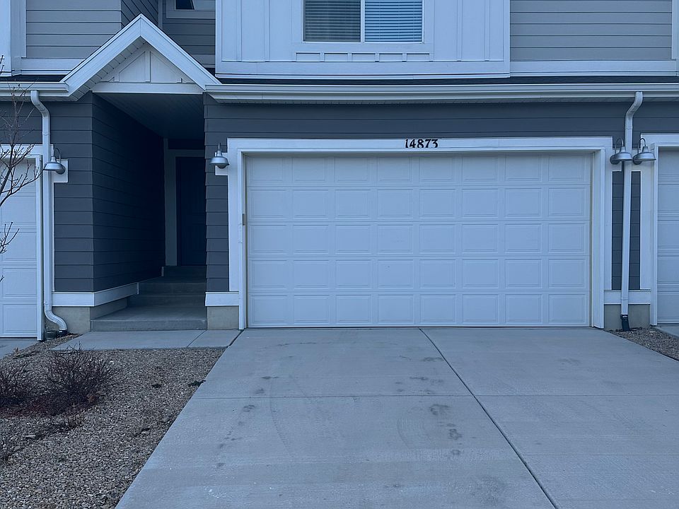 Front of townhouse