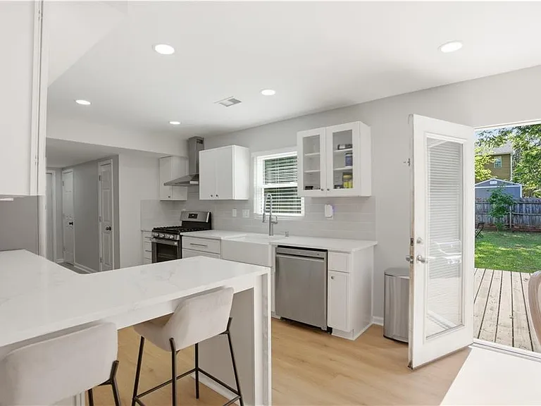 746 Joseph E Lowery Blvd SW — Photo 11