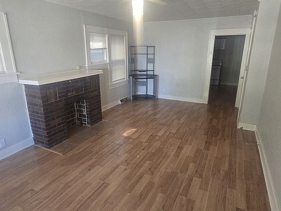 2nd image of 118 S B St APT 1