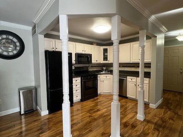 2803 Ridgefield Ct #2803