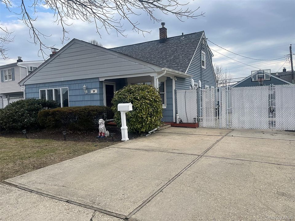 1st image of 20 Peacock Lane