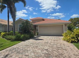1497 Birdie Dr, Naples, FL 34120