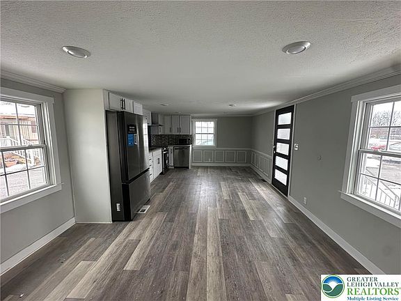 5th image of 1190 Four Grange Rd #D