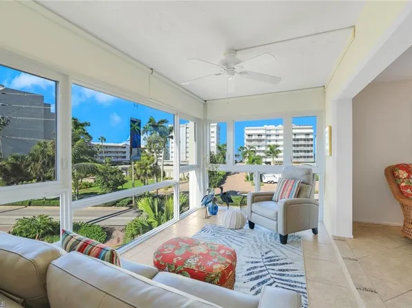 1930 Gulf Shore BLVD N #B302, NAPLES, FL 34102