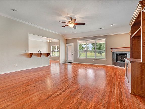 4th image of 11242 Club House Pkwy