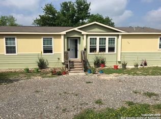 5369 Eichman Rd, Von Ormy, TX 78073
