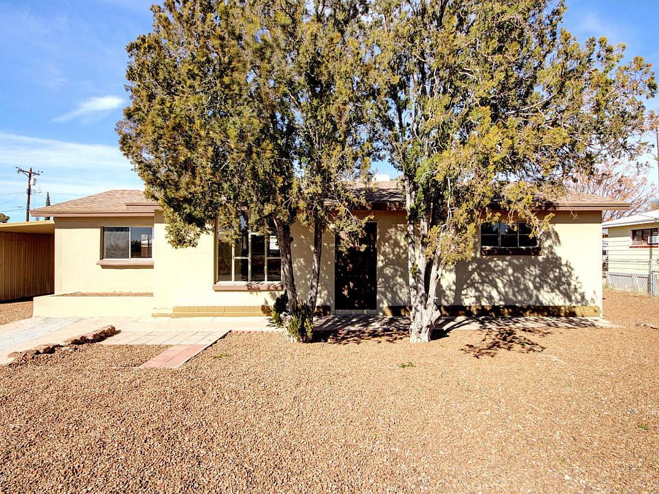 1st image of 826 W Calle Medina