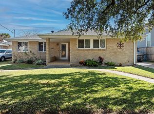 5601 Chamberlain Dr, New Orleans, LA 70122