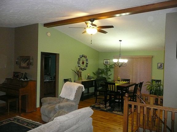 2nd image of 616 Woodland Dr