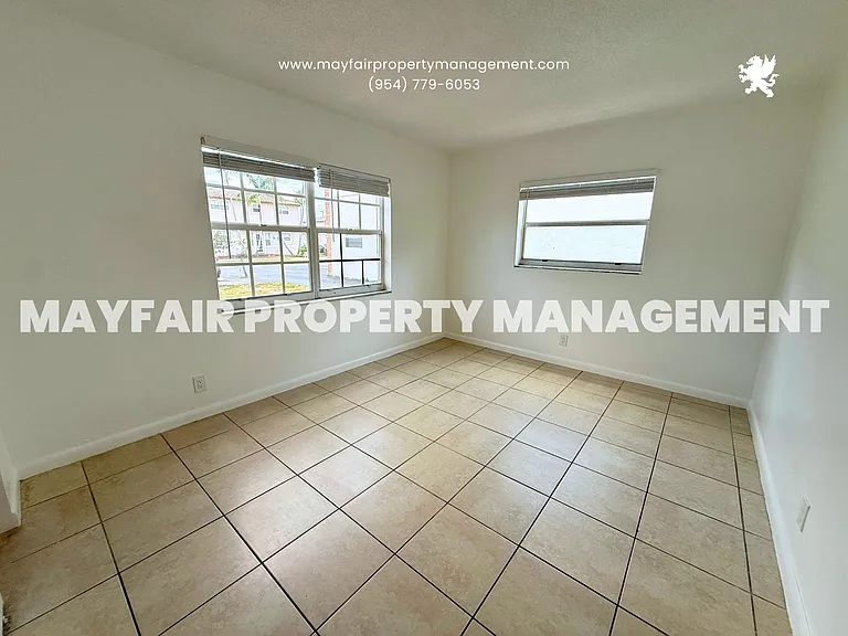 401 NW 43rd St #2 — Photo 8