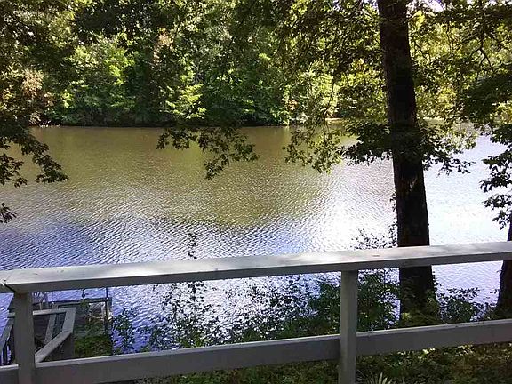 3rd image of 605 Bass Haven Ln