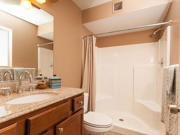 4th image of 3535 Whitecap Dr