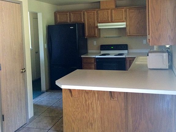 4th image of 2918 Larkspur Dr