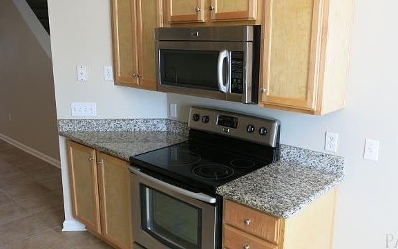 4th image of 1388 Tiger Lake Dr