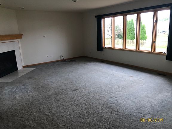 3rd image of 21306 Vivienne Dr