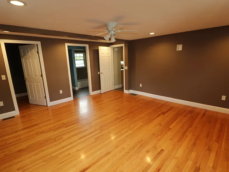 329 Bridge St — Photo 31