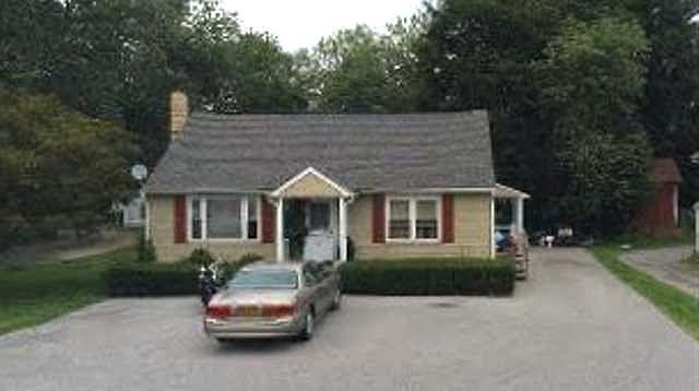 1st image of 1084 Violet Ave