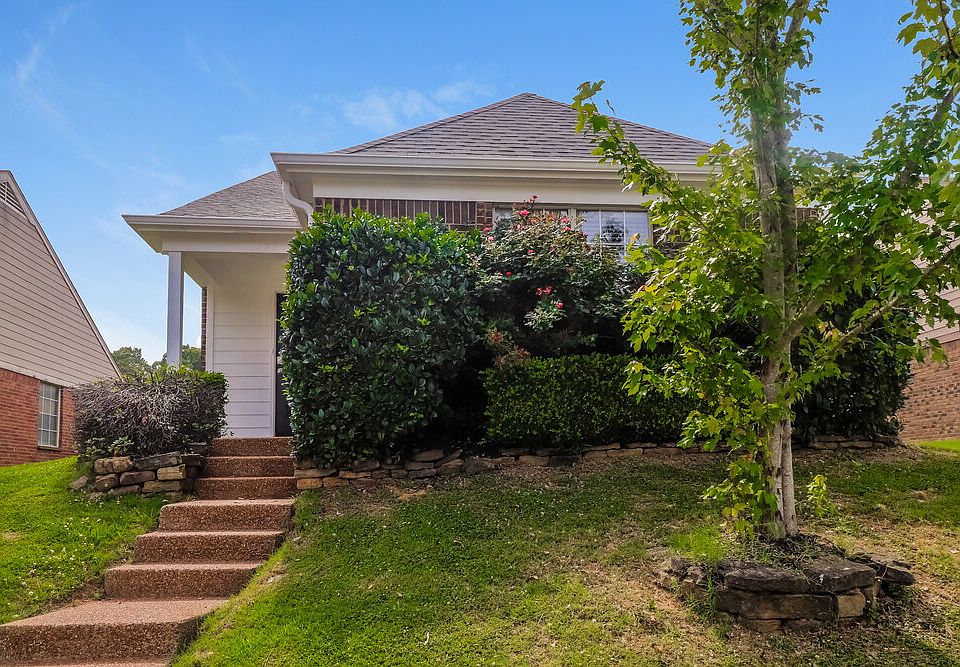 1st image of 1497 Pemberton Ln