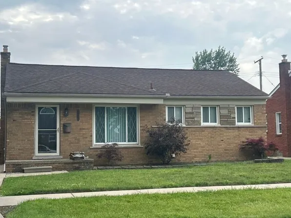 25385 Ronald St, Roseville, MI 48066