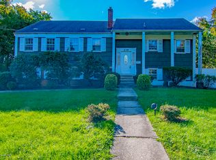 239 Plymouth Dr, Freehold, NJ