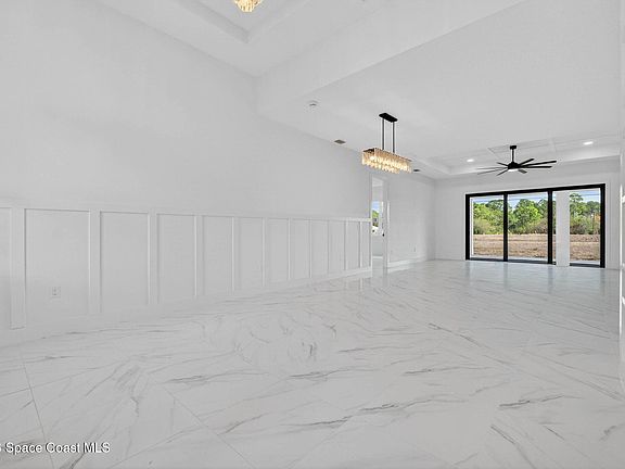 4th image of 1482 Hayworth Cir NW