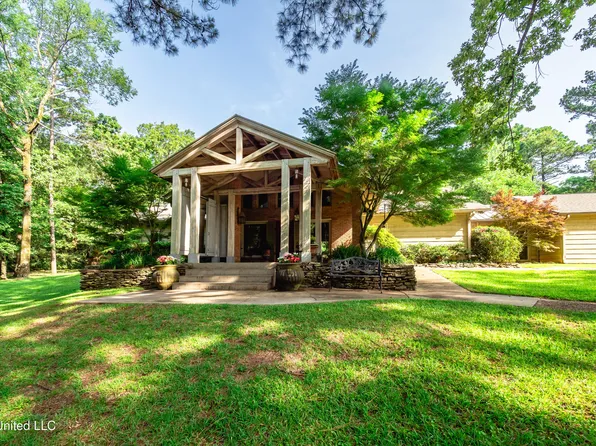 6147 Wirtz Rd, Flowood, MS 39232