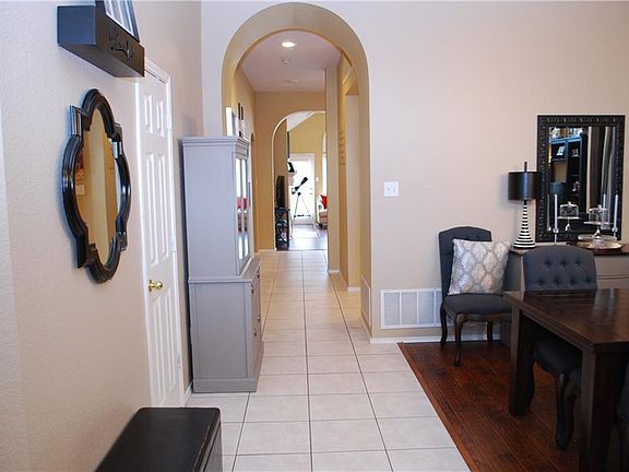 3rd image of 3016 Sweetleaf Dr