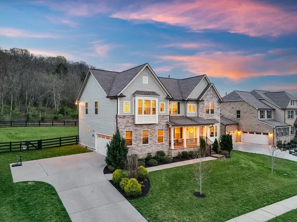 9263 Stepping Stone Dr, Franklin, TN 37067