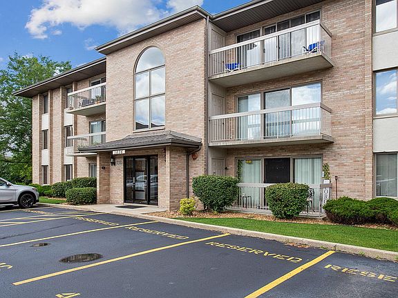 2nd image of 1036 Ashley Ct N APT 1B