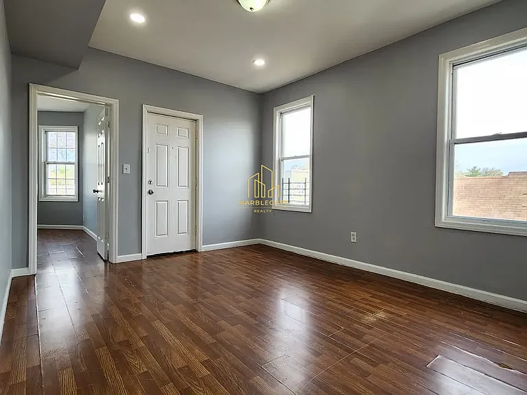 80 Brookdale Ave #33 — Photo 11
