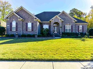 212 Bishop Farm Way NW, Huntsville, AL 35806
