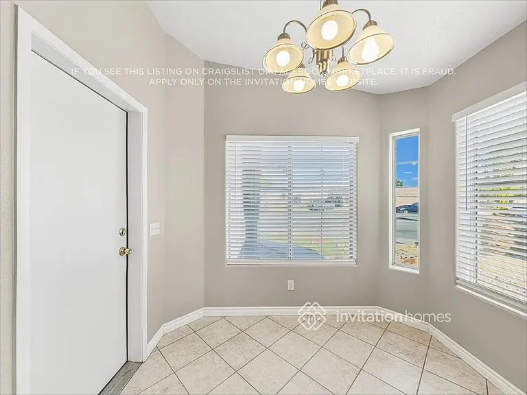 3413 Travelers Ct — Photo 7