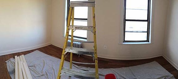 4th image of 2121 27th St