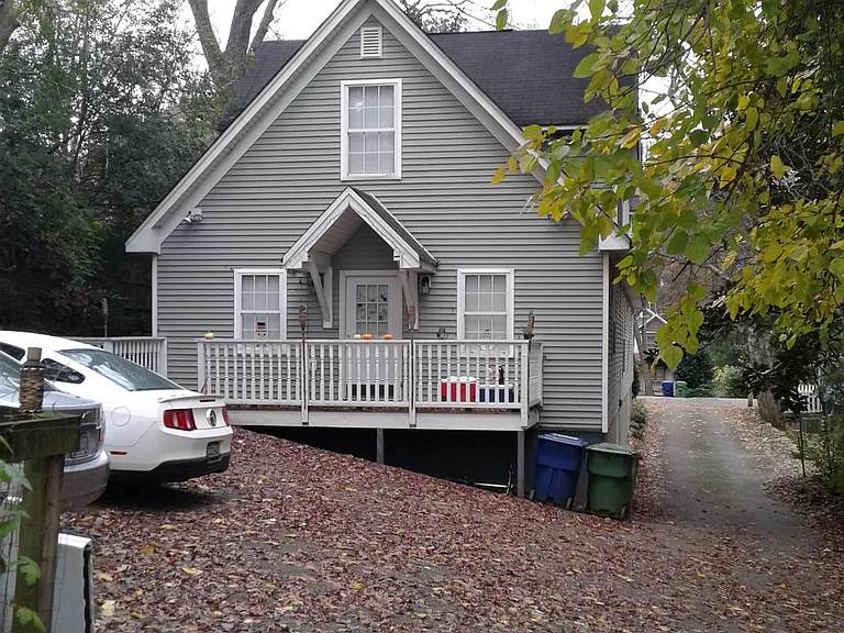 446 Loomis Ave SE #2 — Photo 2