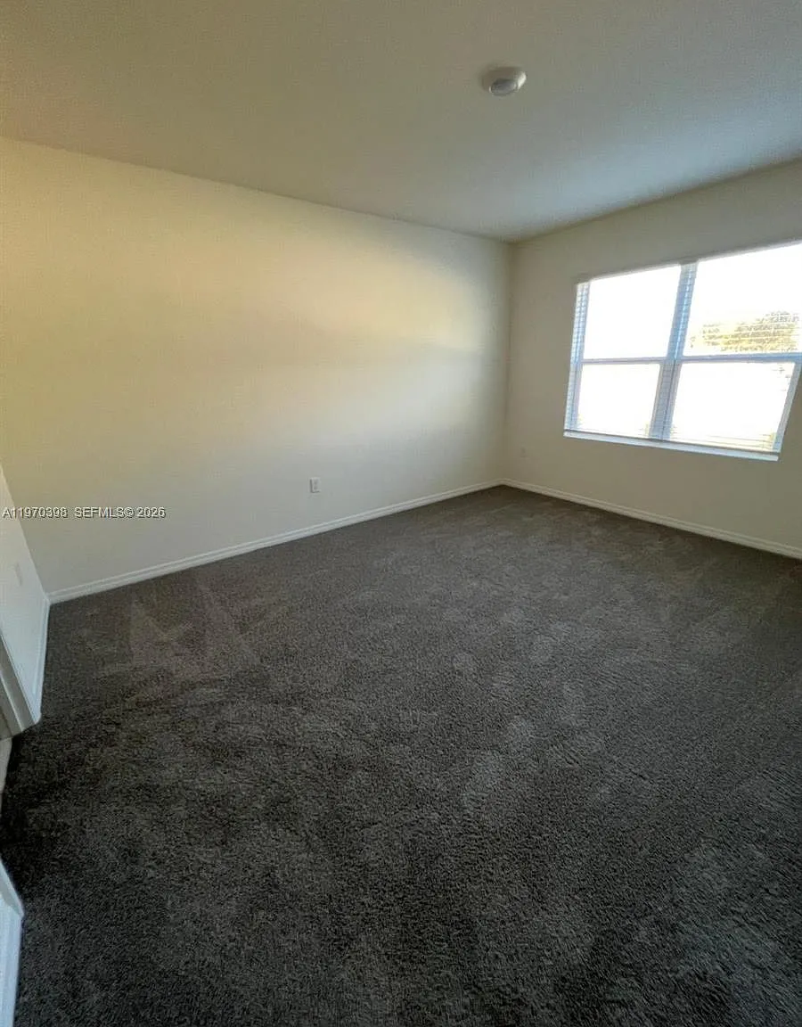 4 bed, 2.0 bath, $2,200 — Photo 3
