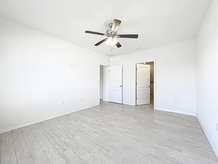 106 Saint Thomas Dr — Photo 18