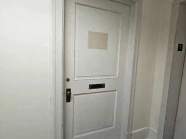 3974 Amboy Rd Floor 2, Staten Island, NY 10308