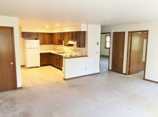 36 Henry W Dubois Dr, New Paltz, NY 12561