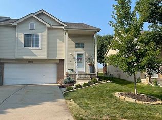 15314 Camden Ave, Omaha, NE 68116