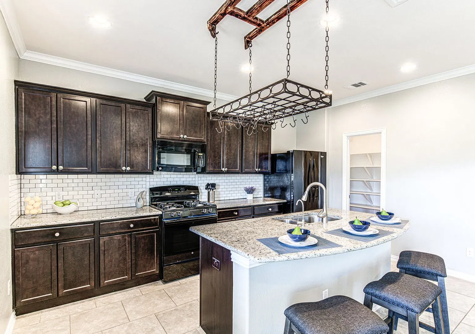 508 Nogales Ln Leander, TX 78641 — Photo 4