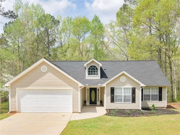 135 Kimbell Farm Dr, Locust Grove, GA 30248
