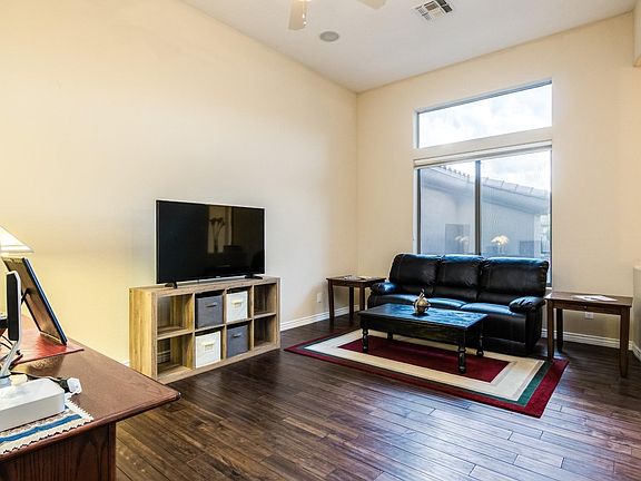 4th image of 42411 N Harbour Town Ct