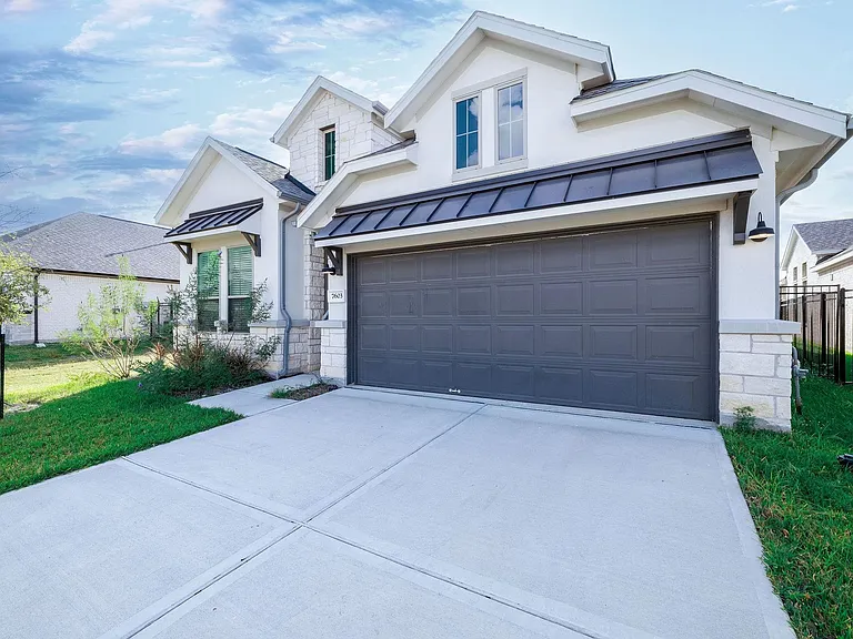 7603 Coral Lake Dr — Photo 3