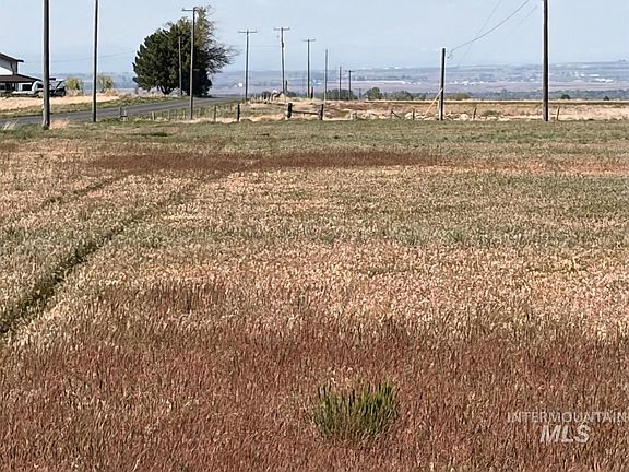 5th image of 6 Miles South Blue Lcks