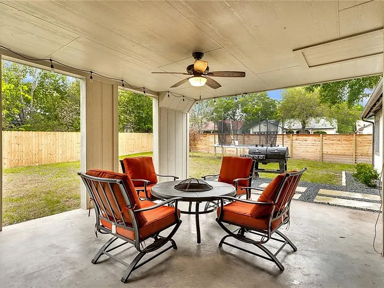 8900 Linton Dr — Photo 4