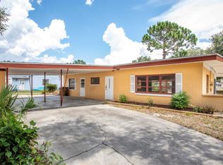 35614 Cedar Ln, Leesburg, FL 34788
