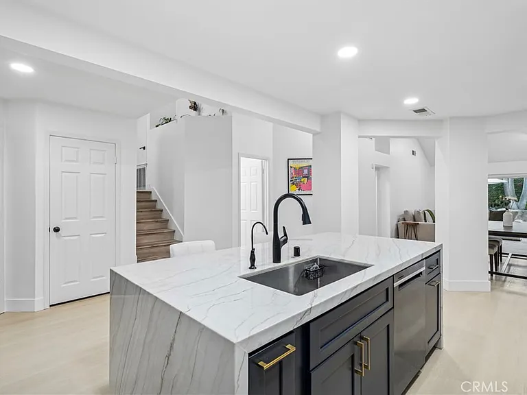 37 Shearwater Pl — Photo 7