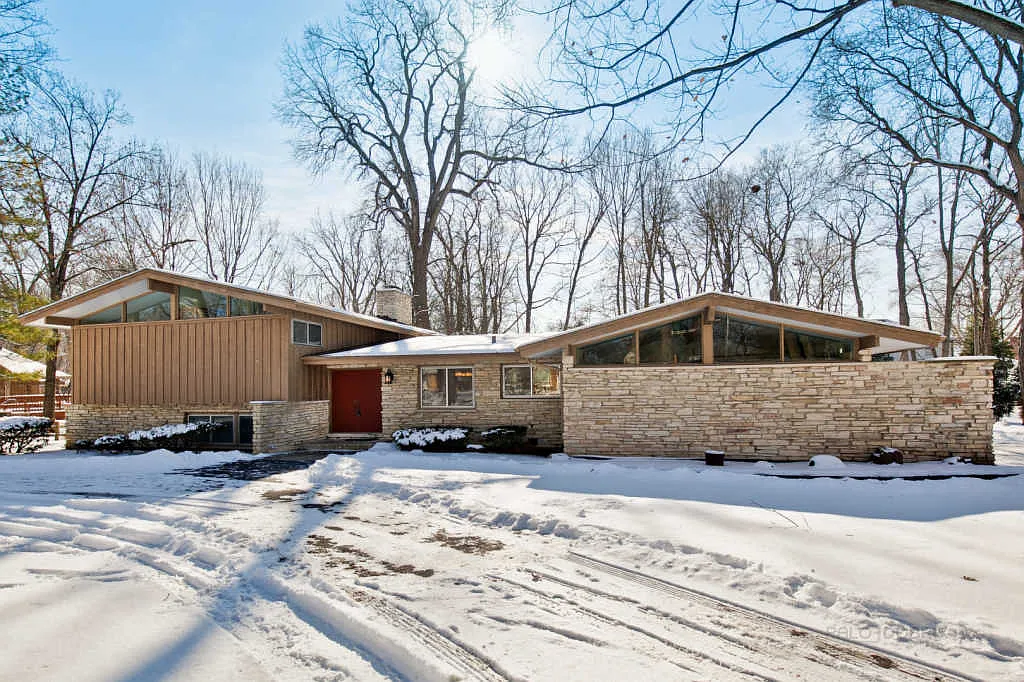 259 E Oaksbury Ln photo 1
