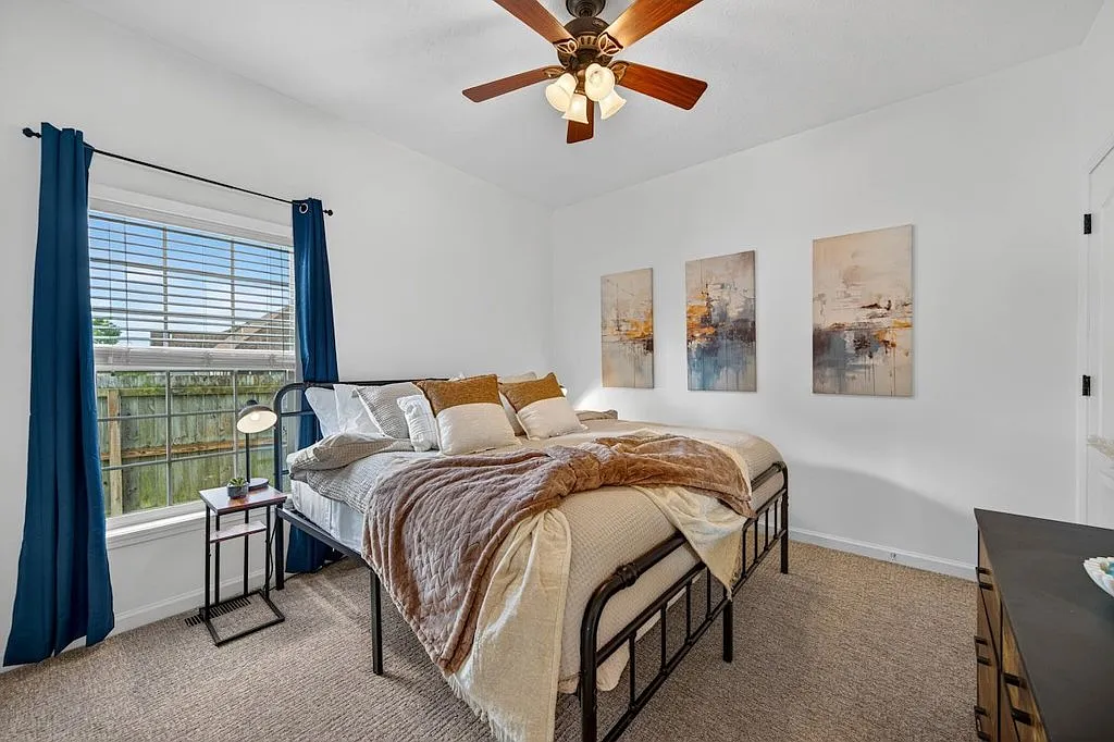 Sumpter Stay: Furnished 3-Bedroom with Garage, Pets Welcome — Photo 4