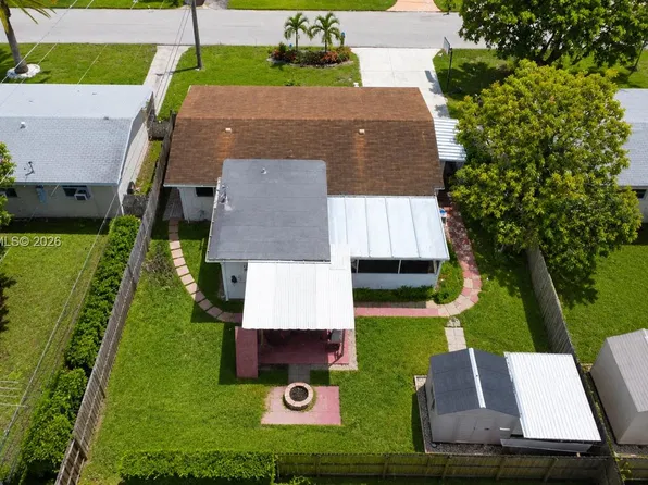 7611 NW 15th Ct, Hollywood, FL 33024